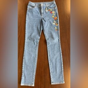 Escada Light Blue Skinny Jeans with Floral Embroidery